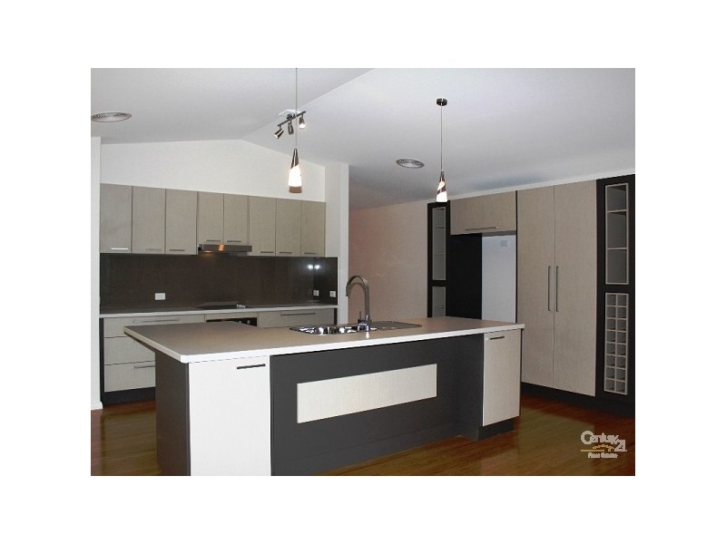 6 Erin Court, Armidale NSW 2350