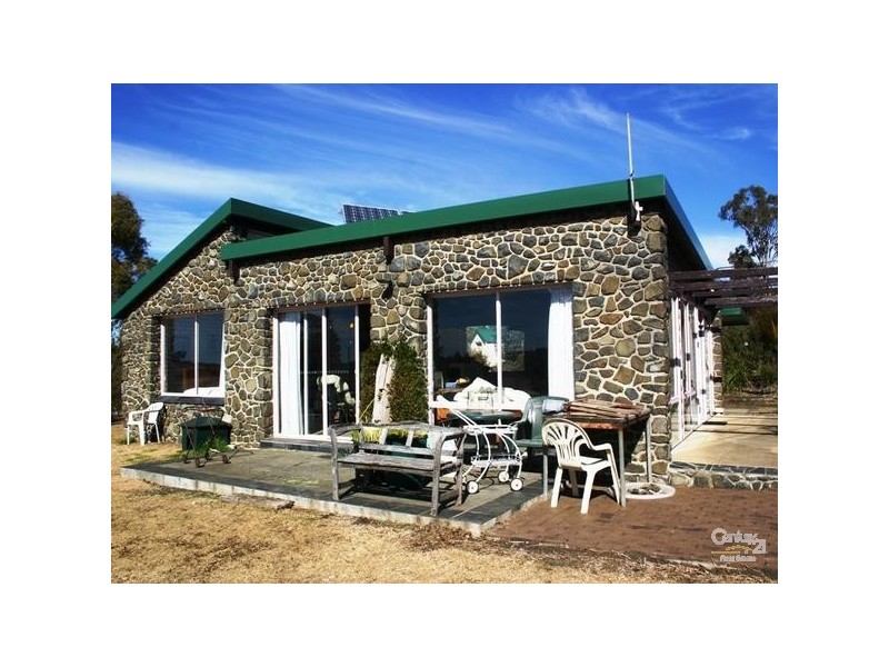 11 Gostwyck Road, Armidale NSW 2350