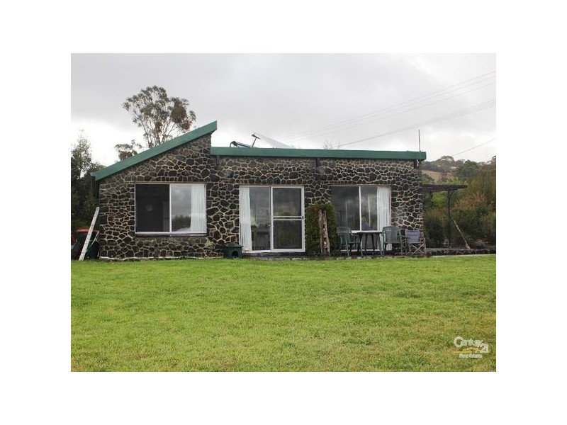 11 Gostwyck Road, Armidale NSW 2350