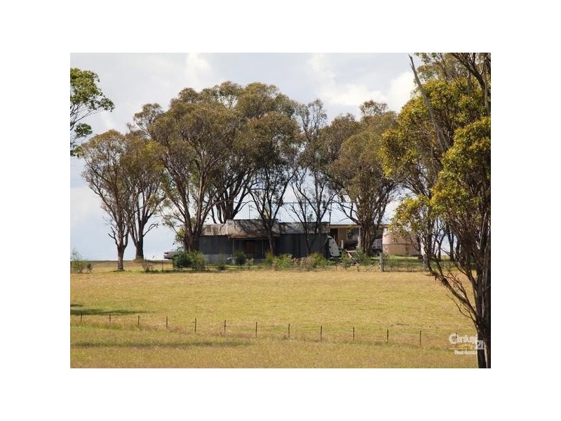 542 Long Swamp Road, Armidale NSW 2350