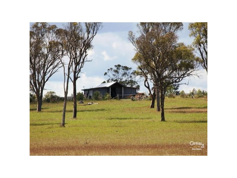 542 Long Swamp Road, Armidale NSW 2350