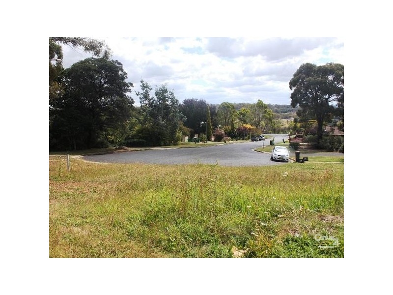 11 Belinda Place, Armidale NSW 2350