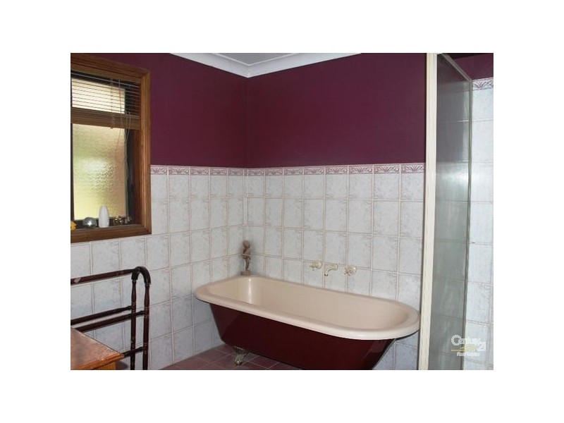 72 Canambe Street, Armidale NSW 2350