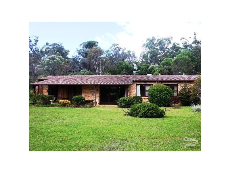 240 Herbert Park Road, Armidale NSW 2350