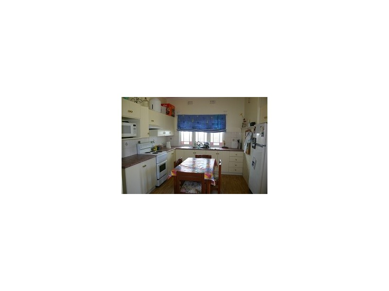 105 KIRKWOOD STREET, Armidale NSW 2350