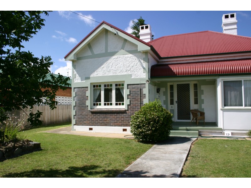 72 BEARDY STREET, Armidale NSW 2350