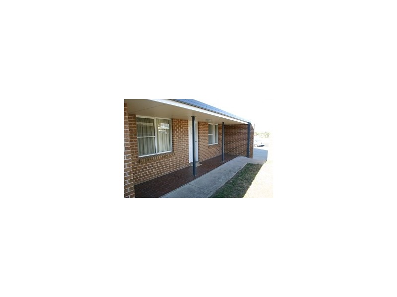 1/6 POINTSFIELD PLACE, Armidale NSW 2350