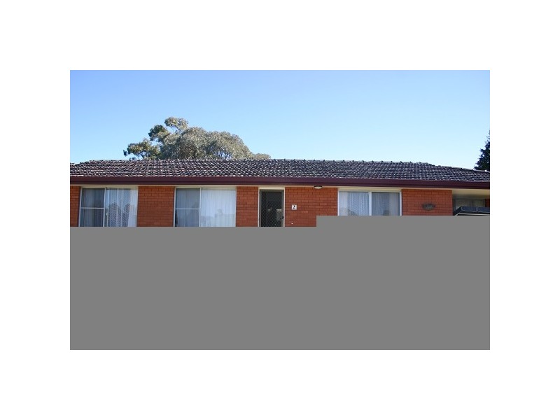 2 HAWTHORNE CLOSE, Armidale NSW 2350