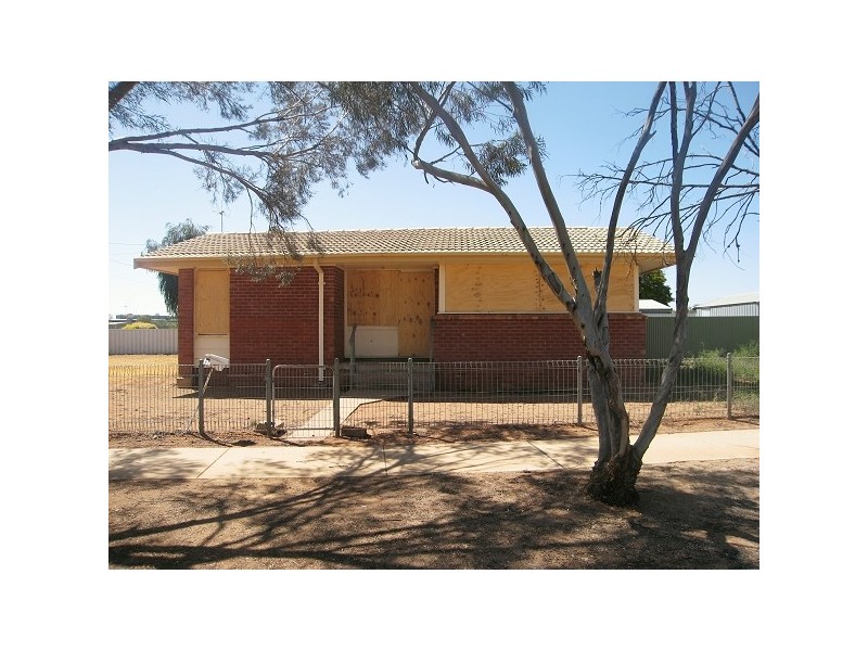 20 LAWTON STREET, Broken Hill NSW 2880