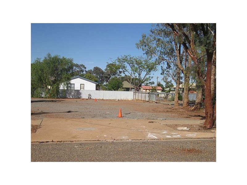 3 LAWTON STREET, Broken Hill NSW 2880