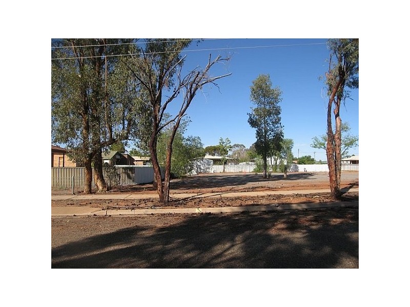 1 LAWTON STREET, Broken Hill NSW 2880