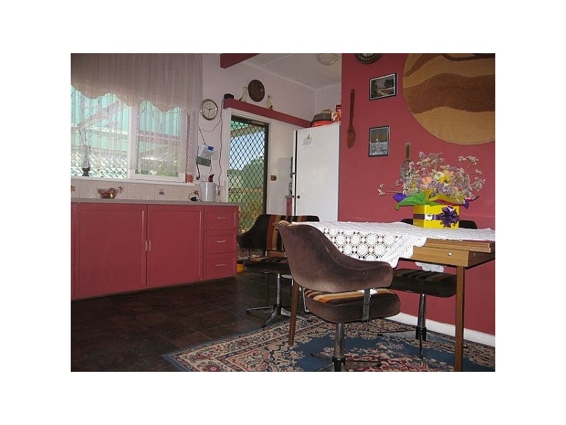 8 CENTRAL STREET, Broken Hill NSW 2880
