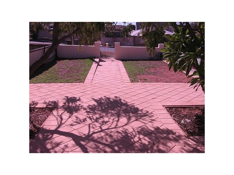 151 SULPHIDE STREET, Broken Hill NSW 2880