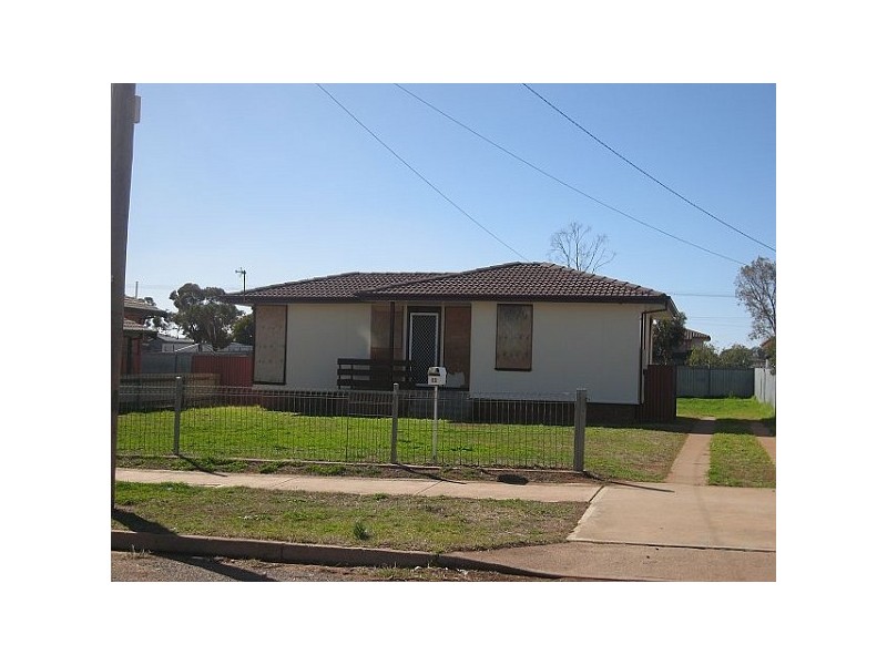 12 TUART STREET, Broken Hill NSW 2880