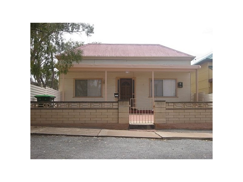 74 HEBBARD STREET, Broken Hill NSW 2880