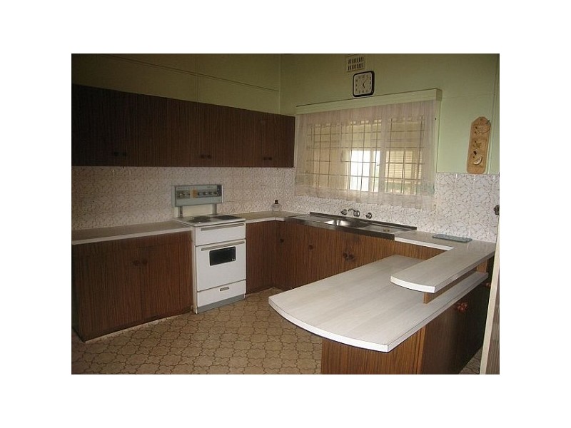 4 CLARKE STREET, Broken Hill NSW 2880