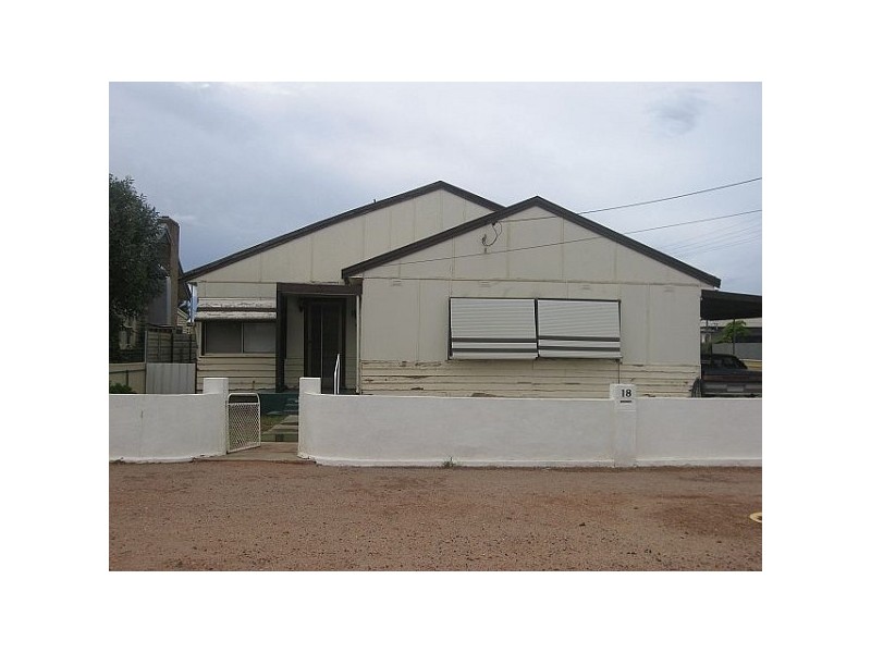 18 CREEDON STREET, Broken Hill NSW 2880