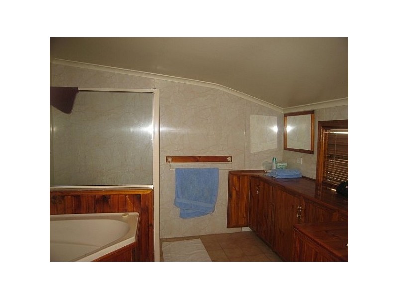 406 MICA STREET, Broken Hill NSW 2880