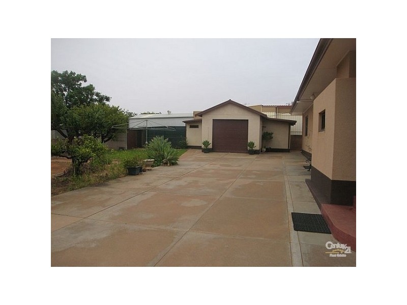 2 QUARRY STREET, Broken Hill NSW 2880