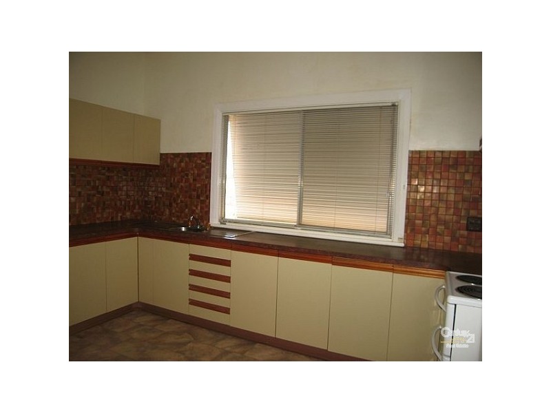 15 LONG STREET, Broken Hill NSW 2880