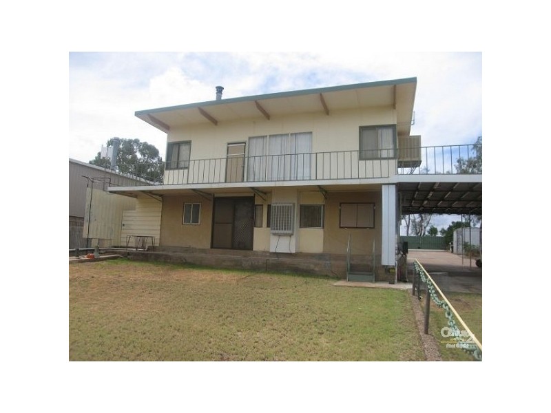 93 LAKEVIEW AVENUE, Menindee NSW 2879