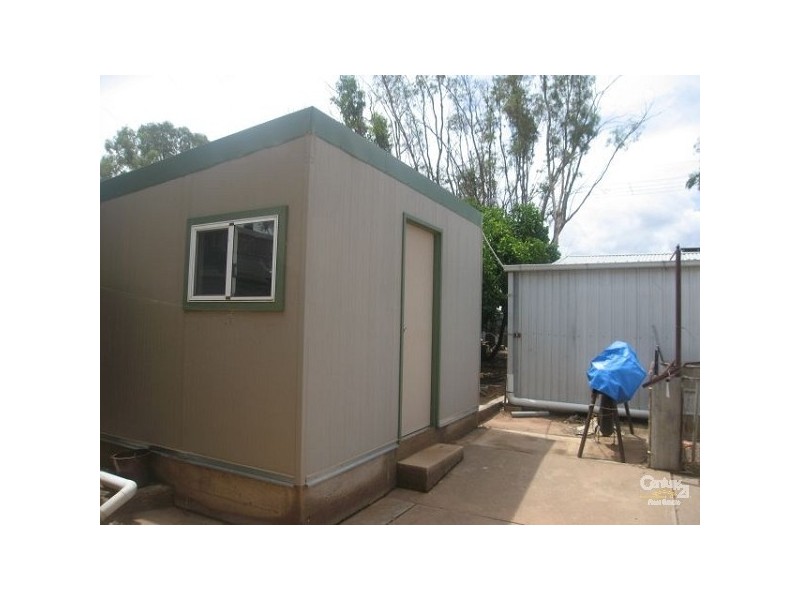 93 LAKEVIEW AVENUE, Menindee NSW 2879