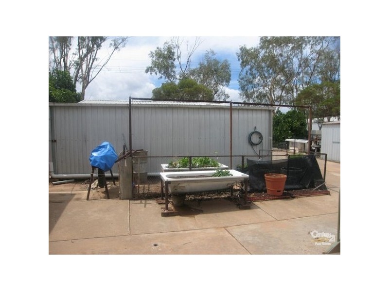 93 LAKEVIEW AVENUE, Menindee NSW 2879