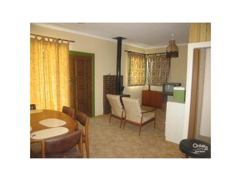 93 LAKEVIEW AVENUE, Menindee NSW 2879