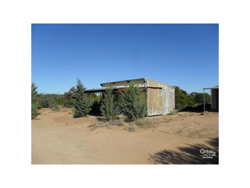 90 PARADISE WAY, MENINDEE, Menindee NSW 2879