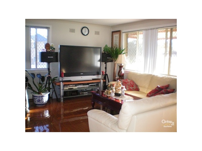 65 Abercrombie Street, Cabramatta West NSW 2166