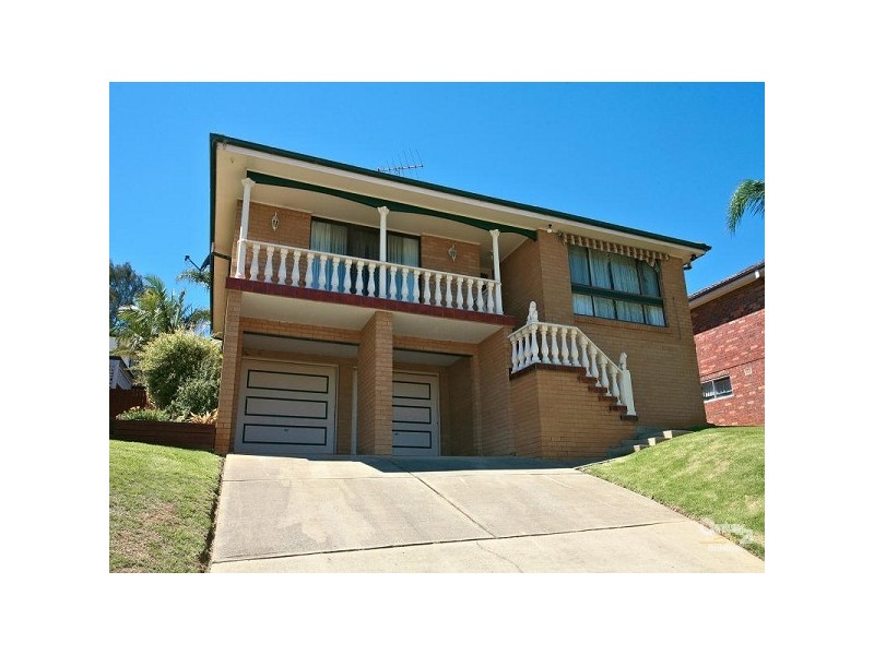 35 Parkhill Ave, Leumeah NSW 2560