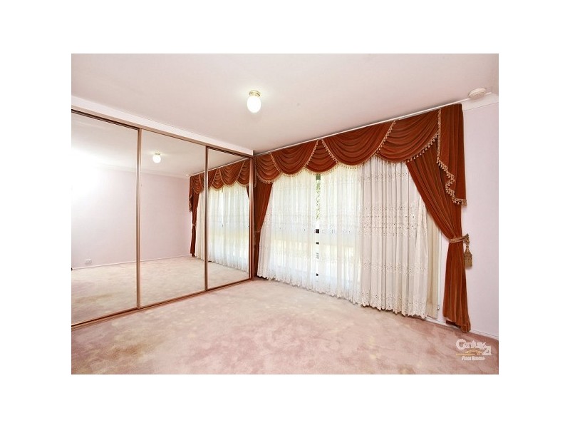 35 Parkhill Ave, Leumeah NSW 2560