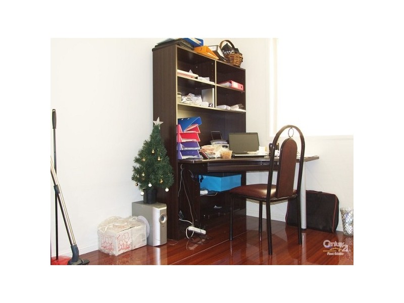 9 Townview Rd, Mount Pritchard NSW 2170