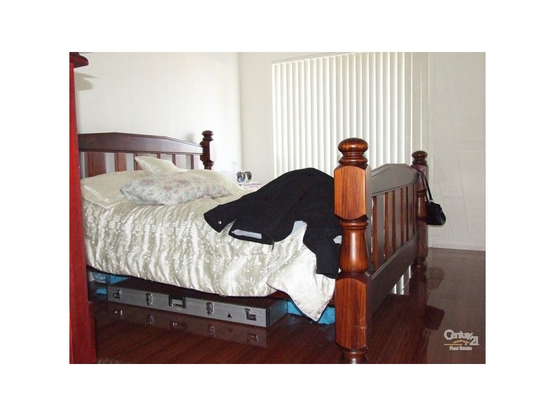 9 Townview Rd, Mount Pritchard NSW 2170