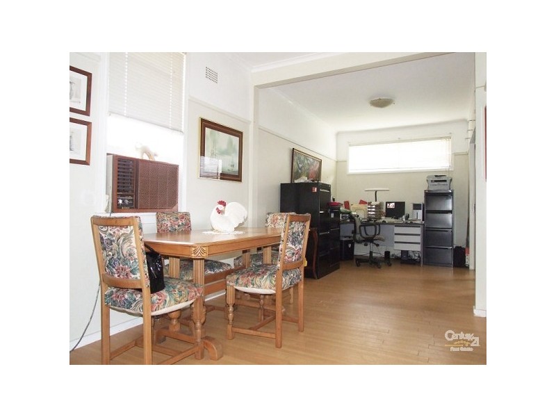 23 TOWNVIEW ROAD, Mount Pritchard NSW 2170