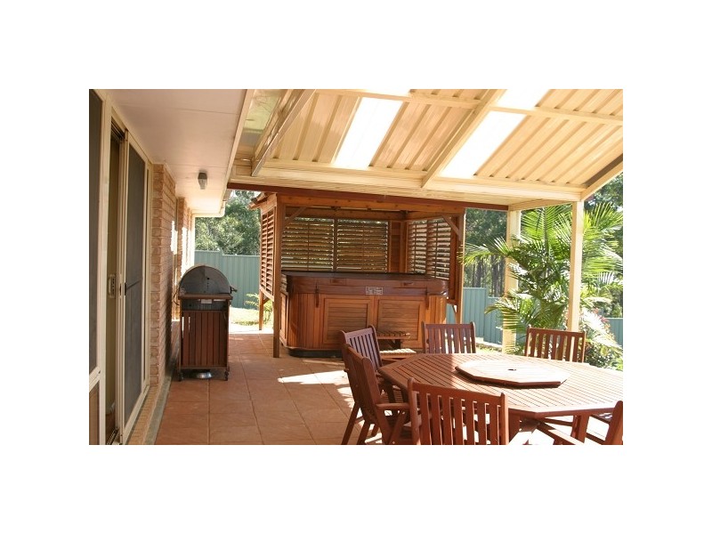 35 Auld Close, Valla NSW 2448