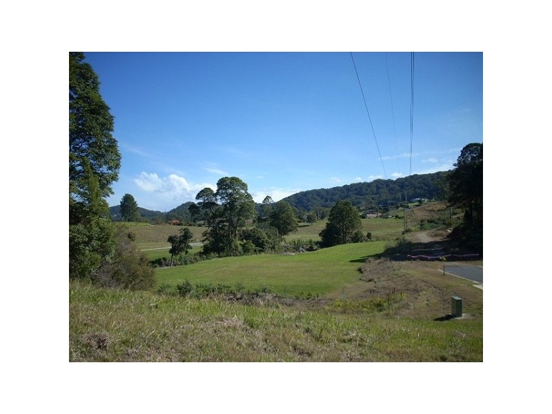 132 Pearce Drive, Coffs Harbour NSW 2450
