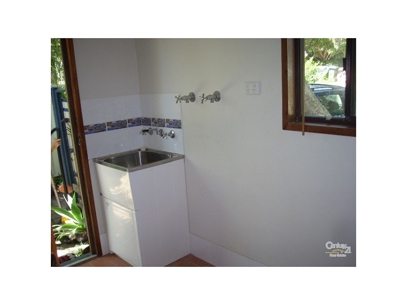 8 Turpentine Avenue, Sandy Beach NSW 2456