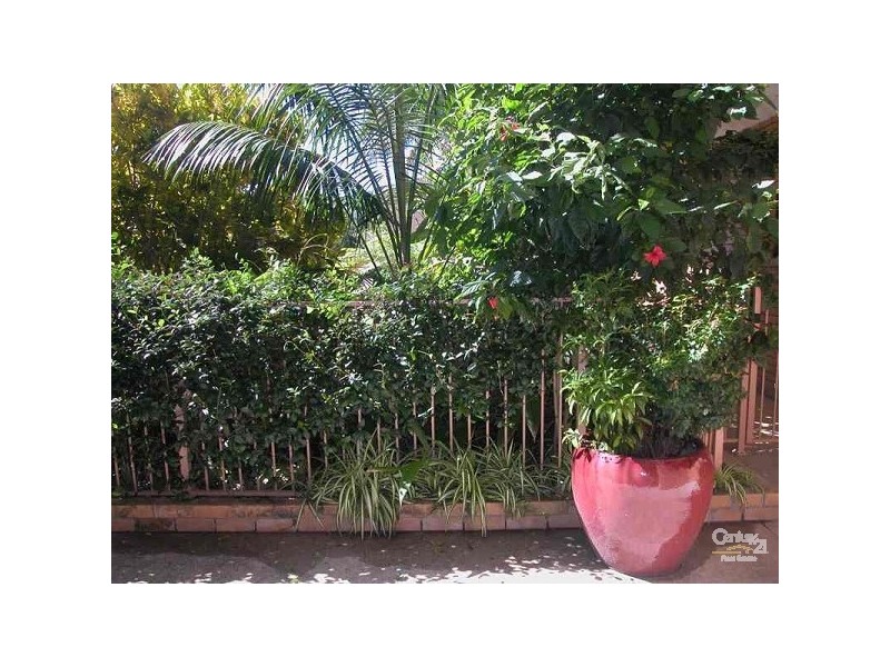 2/27-29 Ocean Parade, Coffs Harbour NSW 2450