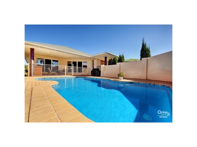 7 Golden Grove Court, Boambee East NSW 2452