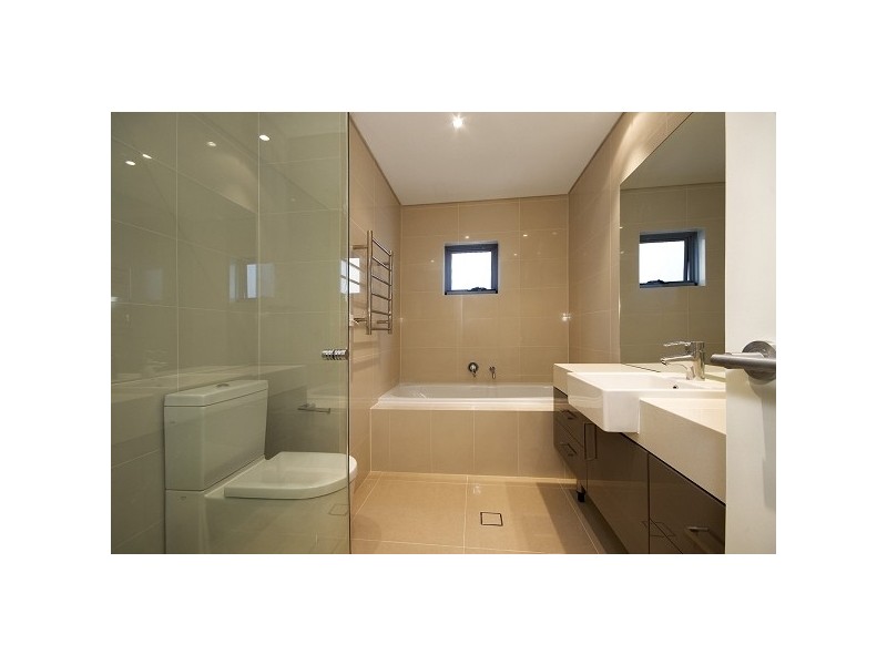 96 Pittwater Road, Manly NSW 2095