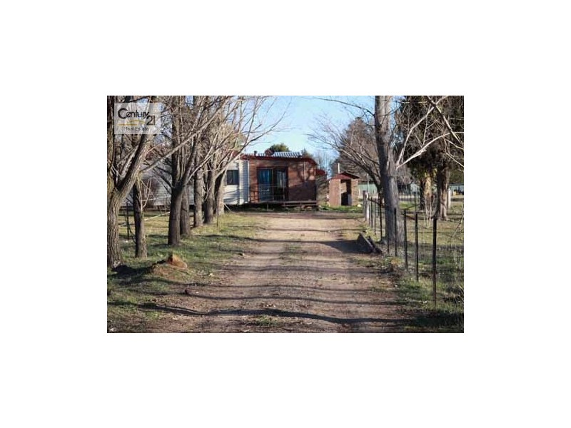 24 Fawcett Road, Glen Innes NSW 2370