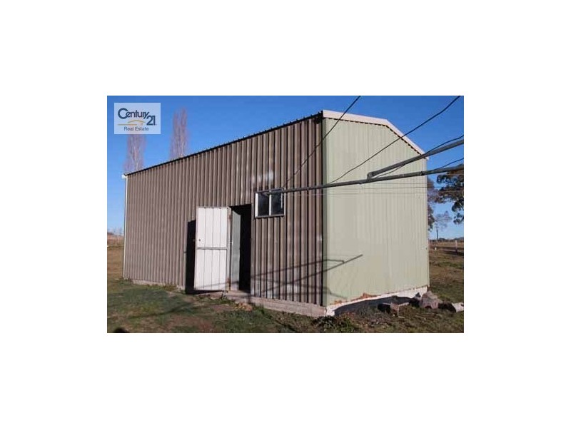 24 Fawcett Road, Glen Innes NSW 2370