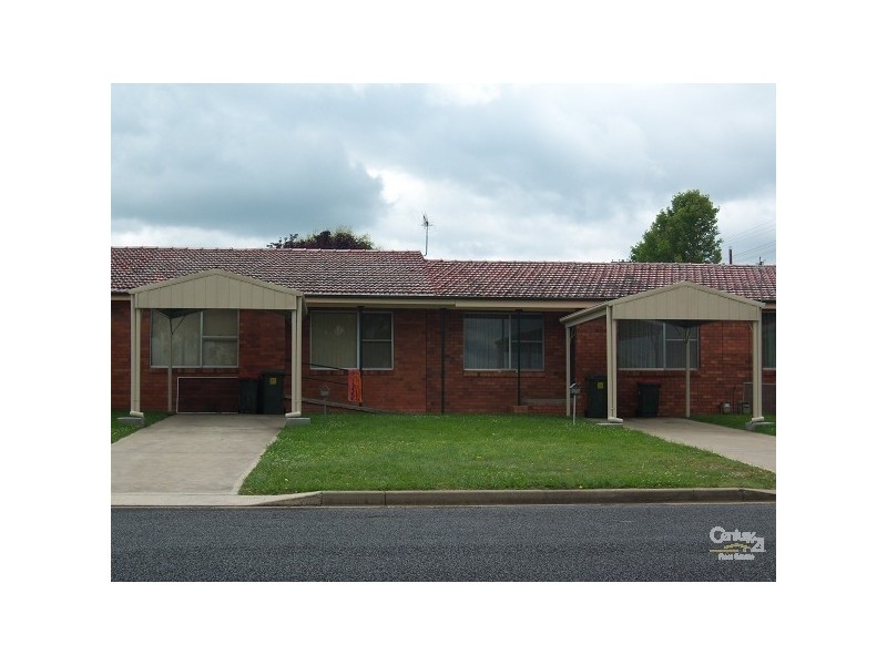 2/65 Lawrence Street, Glen Innes NSW 2370