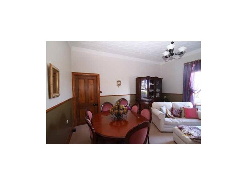 211 Meade Street, Glen Innes NSW 2370