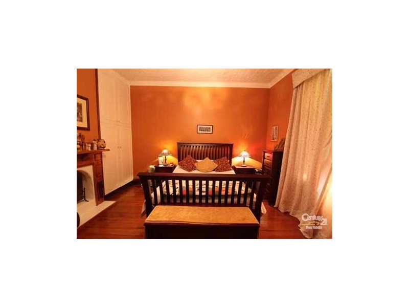 211 Meade Street, Glen Innes NSW 2370