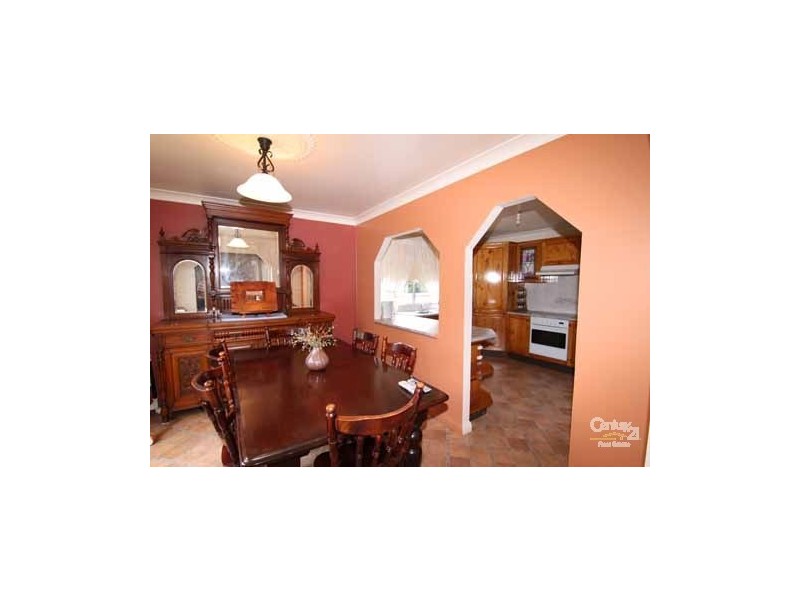 33 George Street, Glen Innes NSW 2370