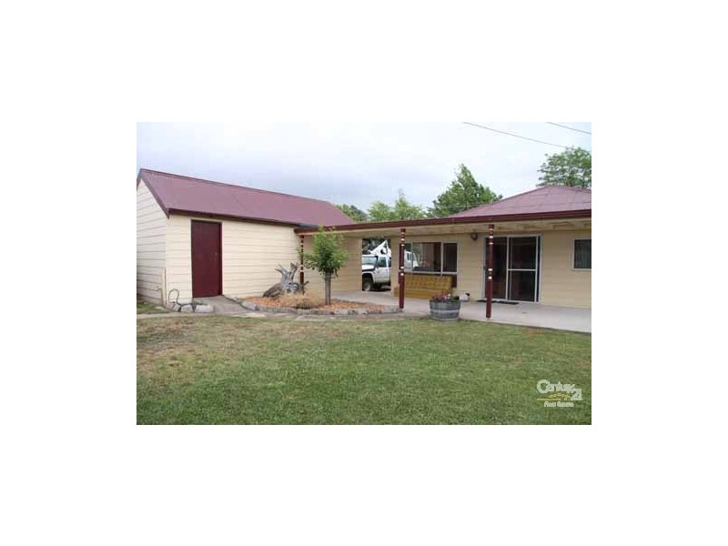 33 George Street, Glen Innes NSW 2370
