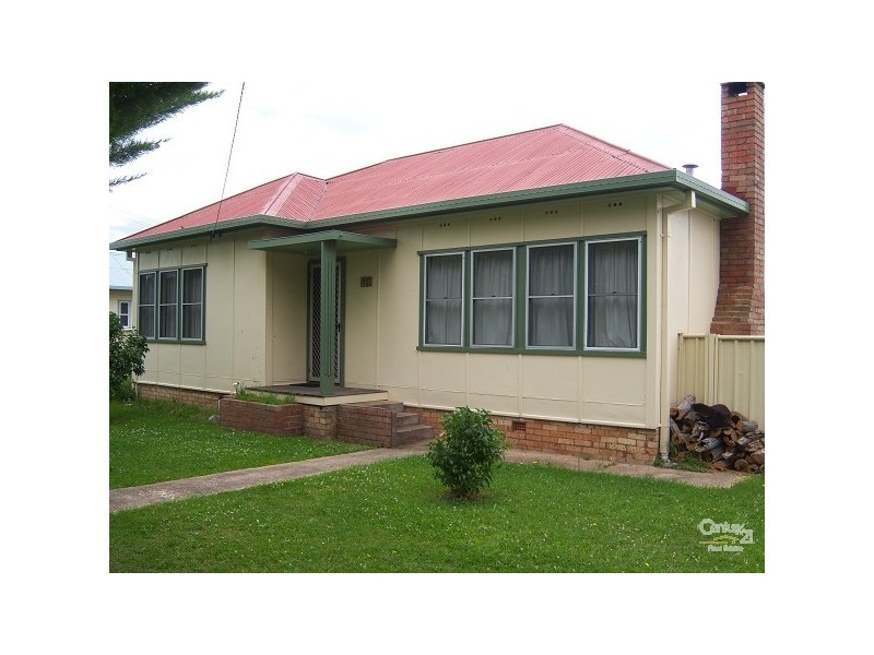 37 Lewis, Glen Innes NSW 2370