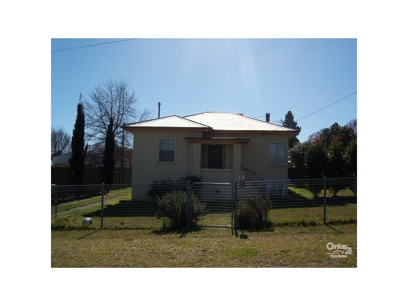 10 Cross Street, Glen Innes NSW 2370